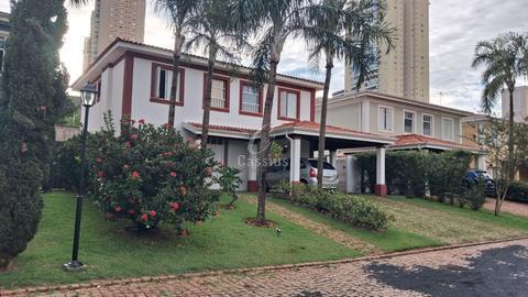 Sobrado à venda em Ribeirão Preto, Jardim Botânico, com 3 suítes, com 219 m²